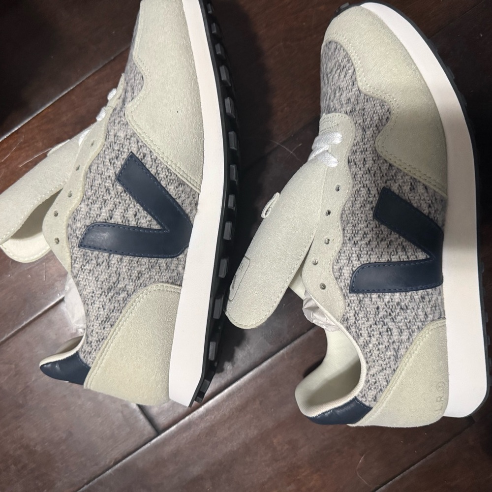 Veja SDU Flannel Sneaker in Snow/Nautico - Picture 10 of 11